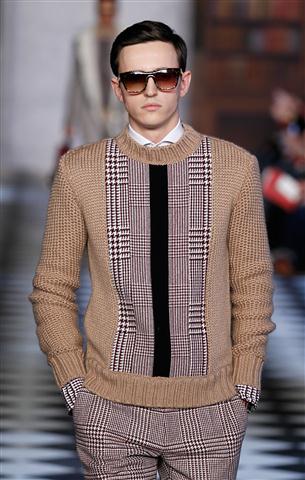 New York Fashion Week 2013: the elegance of Savile Row and the world of preppy Tommy Hilfiger