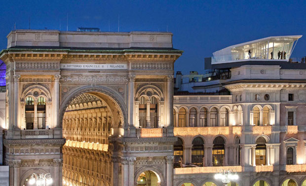 The Cube restaurant in Milan overlooking the Cathedral