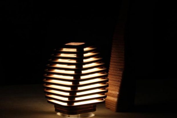 Mario Gorini design: Beehive table lamp