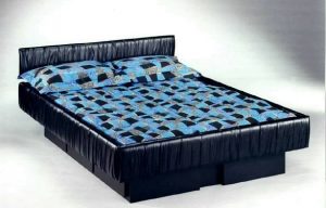 How it is to sleep in a waterbed